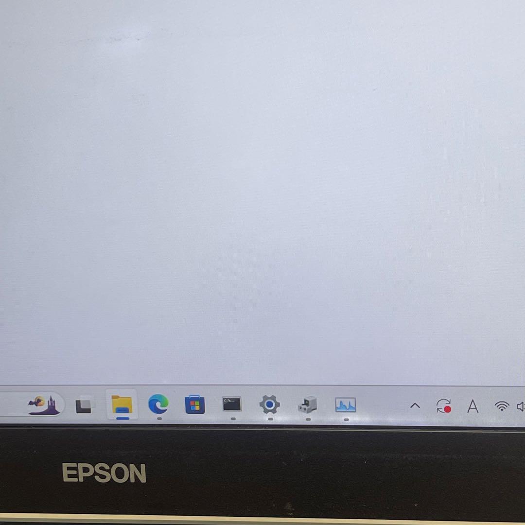 Windowsノート本体 #925 EPSON Endeavor NA520E i7-8565U 16GB