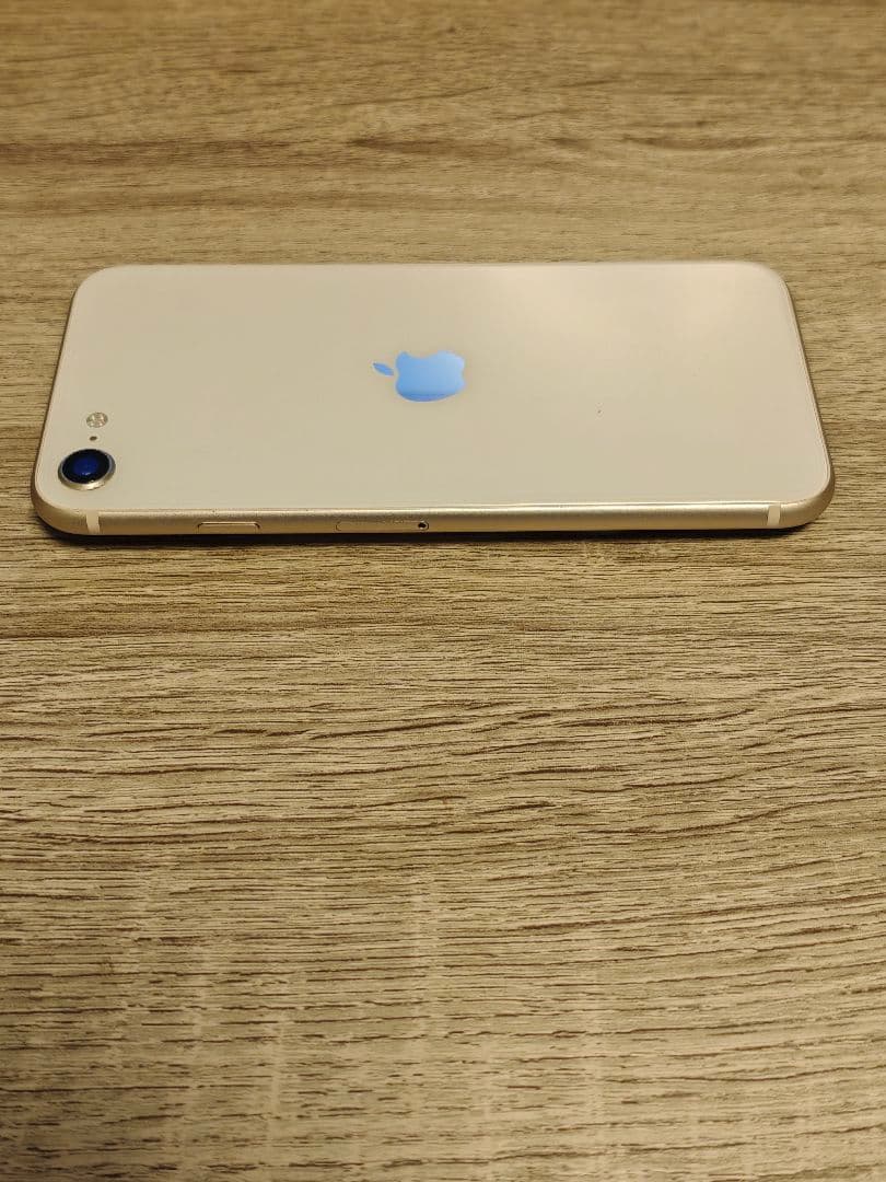 Apple iPhone SE (第3世代) 256GB スターライト