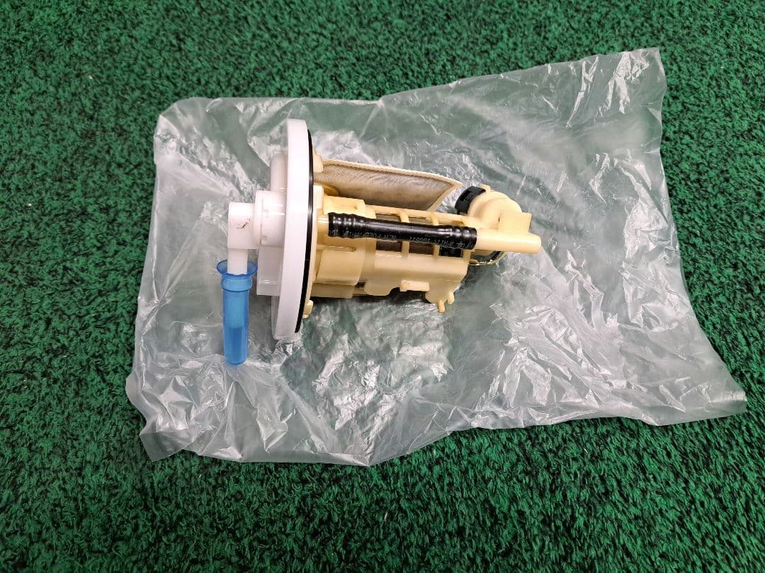 SR400「RH16J」 純正燃料ポンプ キタキツネ