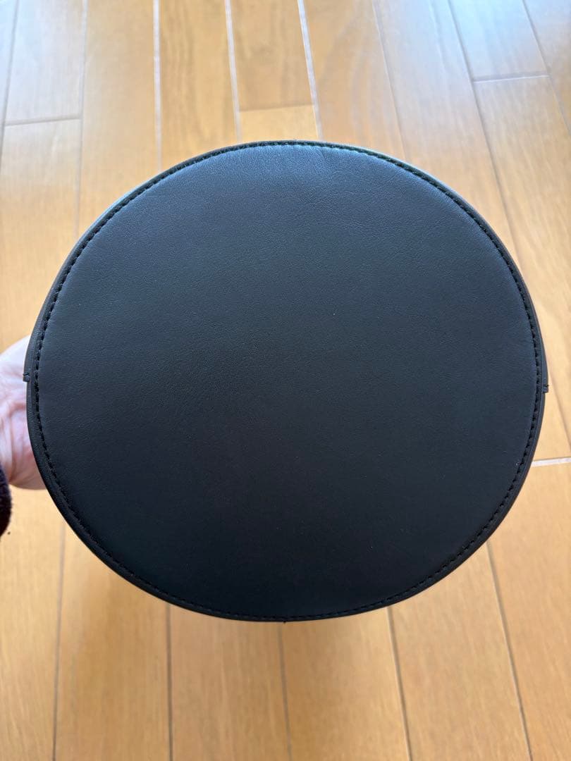 J&M DAVIDSON ミニデイジー ハンドバッグ スタッズ ブラック