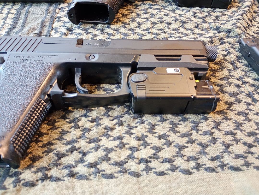 東京マルイsocom mk23 +マガジン、ホルスター等
