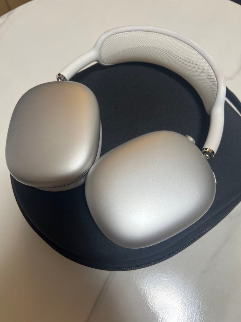 Apple AirPods Max シルバー　第一世代