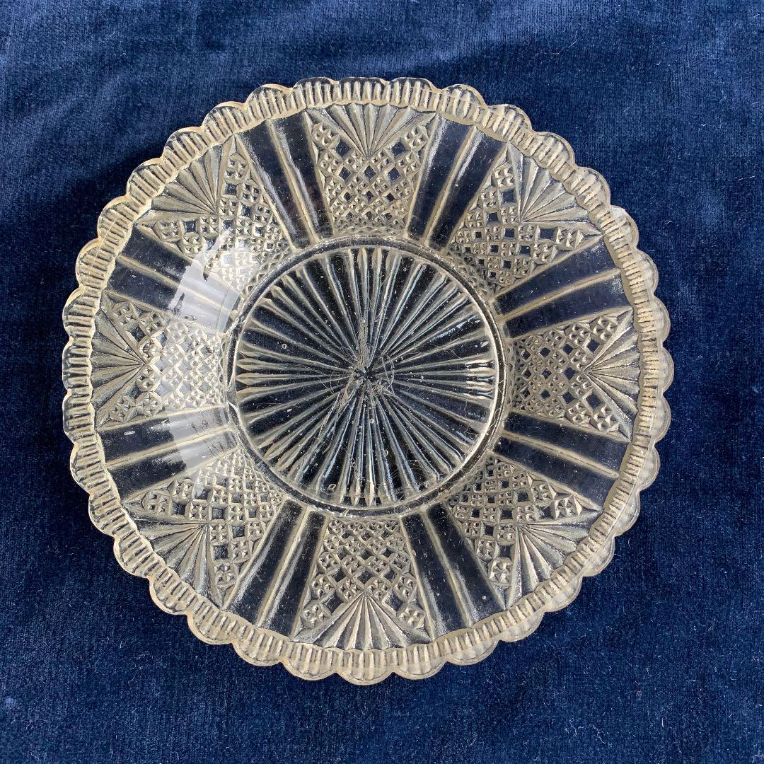 アンティークプレスガラス　プレート