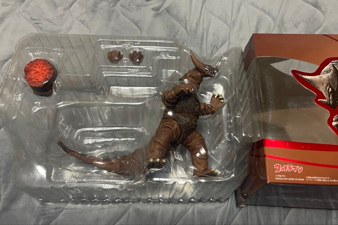 バンダイ S.H.フィギュアーツ ウルトラマン／ゴモラ 他