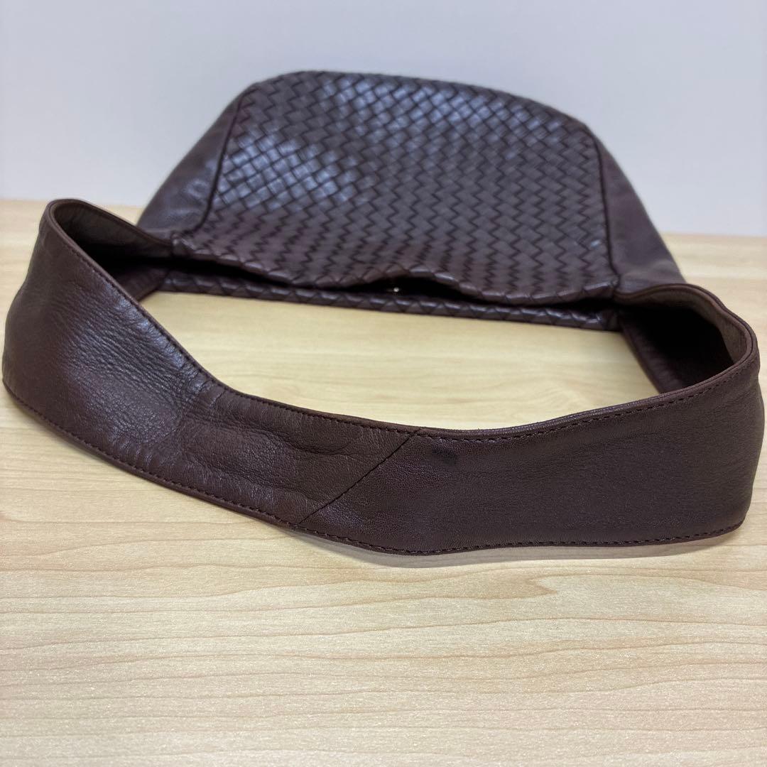 ボッテガヴェネタ　イントレチャート　ショルダーバッグ ワンショルダー　ブラウン