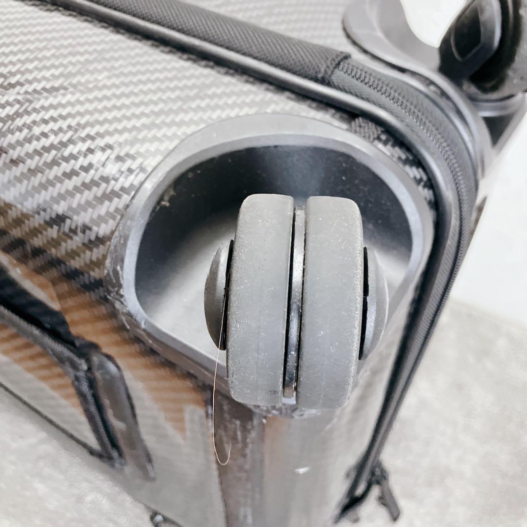TUMI トゥミ ツミ キャリーケース スーツケース　４輪
