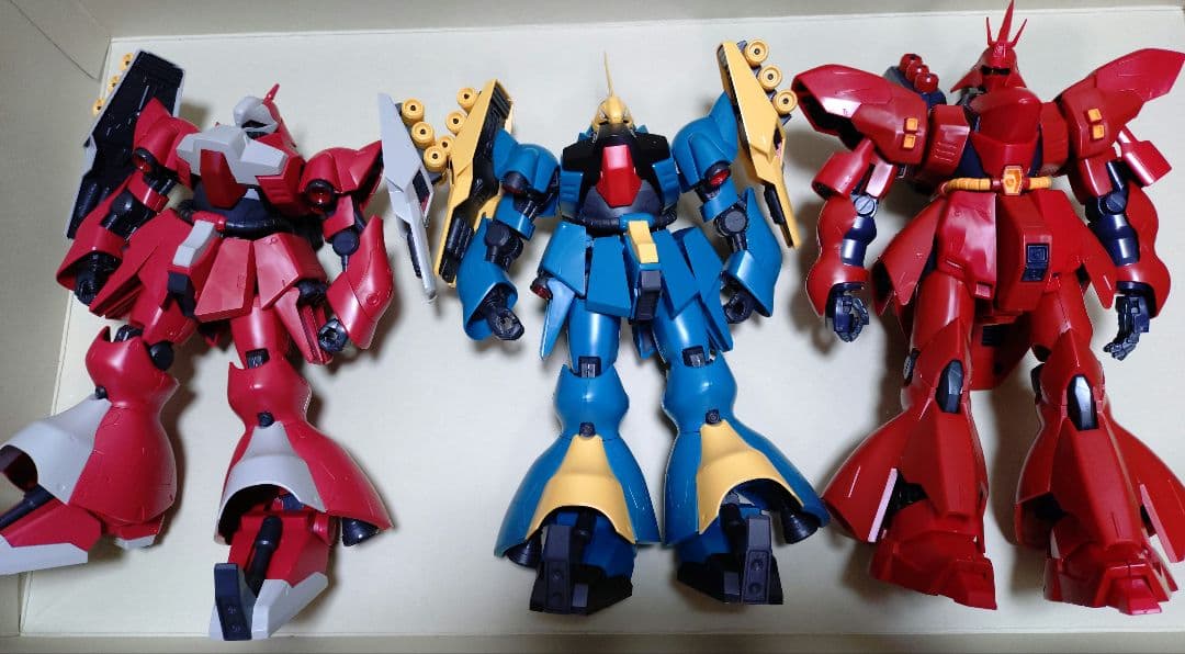 RE/100ヤクトドーガ、MGサザビー(初期)セット