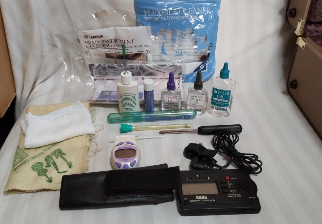 JuntaホルンYHR567GDBF/B♭フルダブル　ベルはゴールドブラス