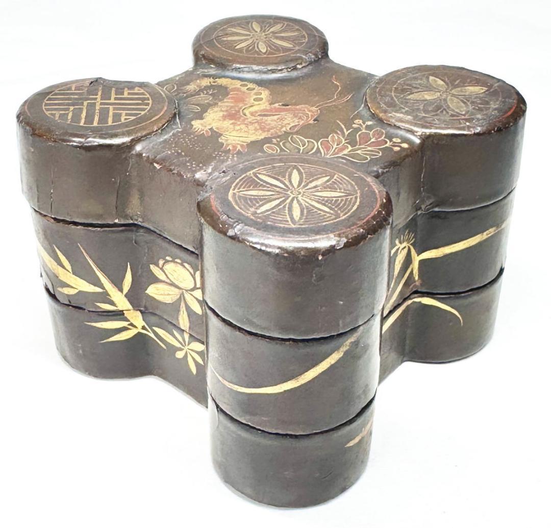 明末清初時代 木製珍獣花草文蒔絵二段小物入れ 漆器 時代物 唐物 WWWT084