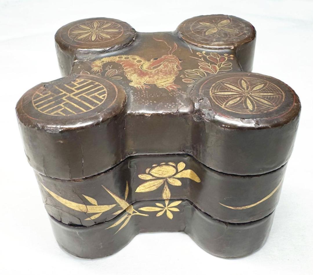 明末清初時代 木製珍獣花草文蒔絵二段小物入れ 漆器 時代物 唐物 WWWT084