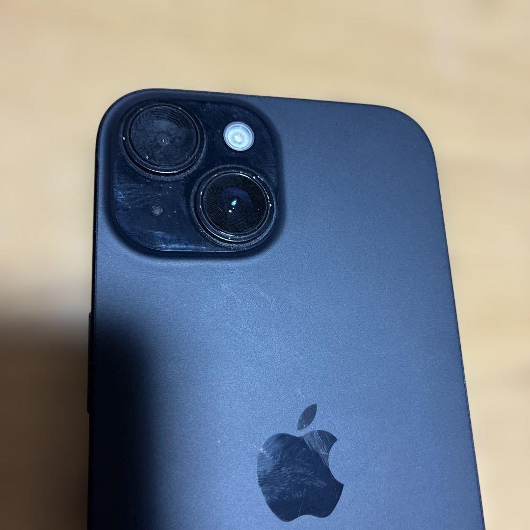 Apple iPhone 15ブラック 本体 256