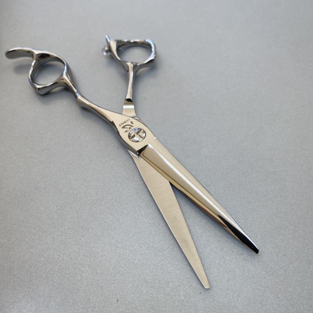 6インチ　ギザ刃シザー　髪を逃がさず切る！新品 理美容　シザー　美容師　理容師