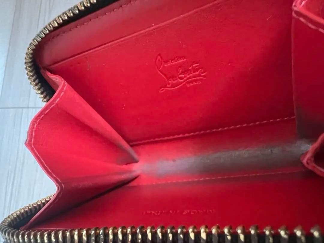 【Christian Louboutin】クリスチャンルブタン ケース