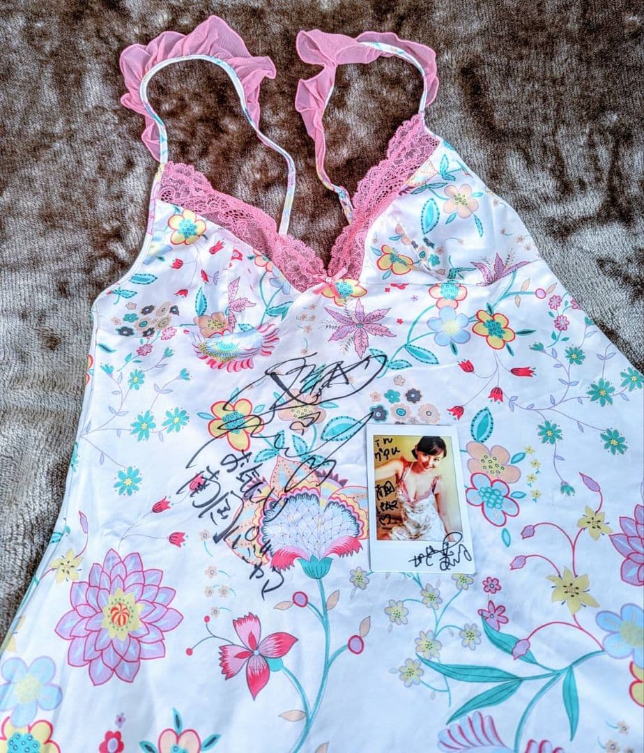 杉原杏璃 愛用キャミソール+ご本人着用チェキ 直筆サイン入り 希少品 超レア