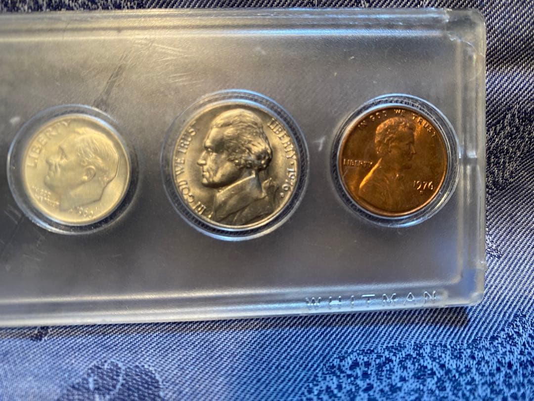 アメリカの未使用の貨幣セットです。