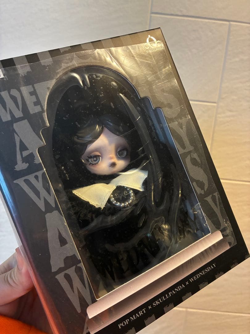 新品 POPMART SKULLPANDA Wednesday NY限定スカル
