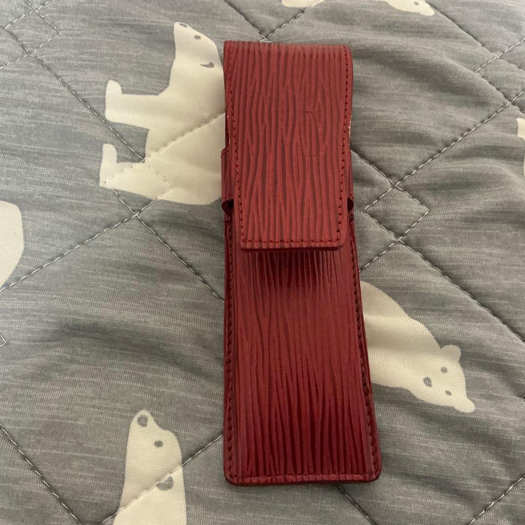 希少　赤い木目調ペンケース スワンの刻印付き