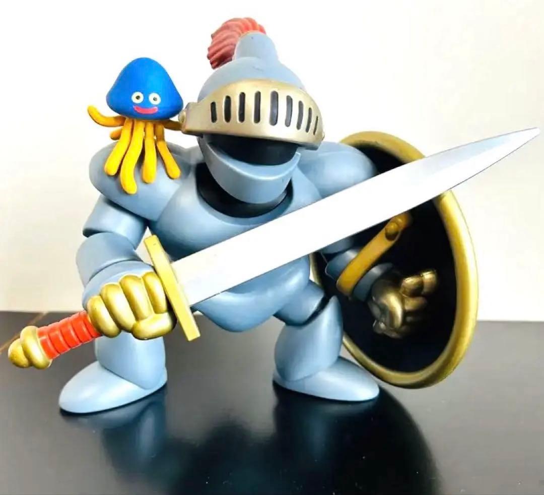 ドラゴンクエスト　フィギュア　さまよう鎧　ホイミスライム　セットフィギュア