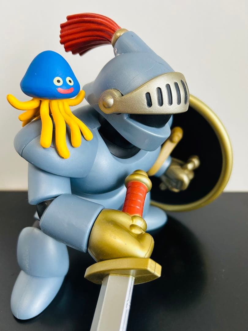 ドラゴンクエスト　フィギュア　さまよう鎧　ホイミスライム　セットフィギュア