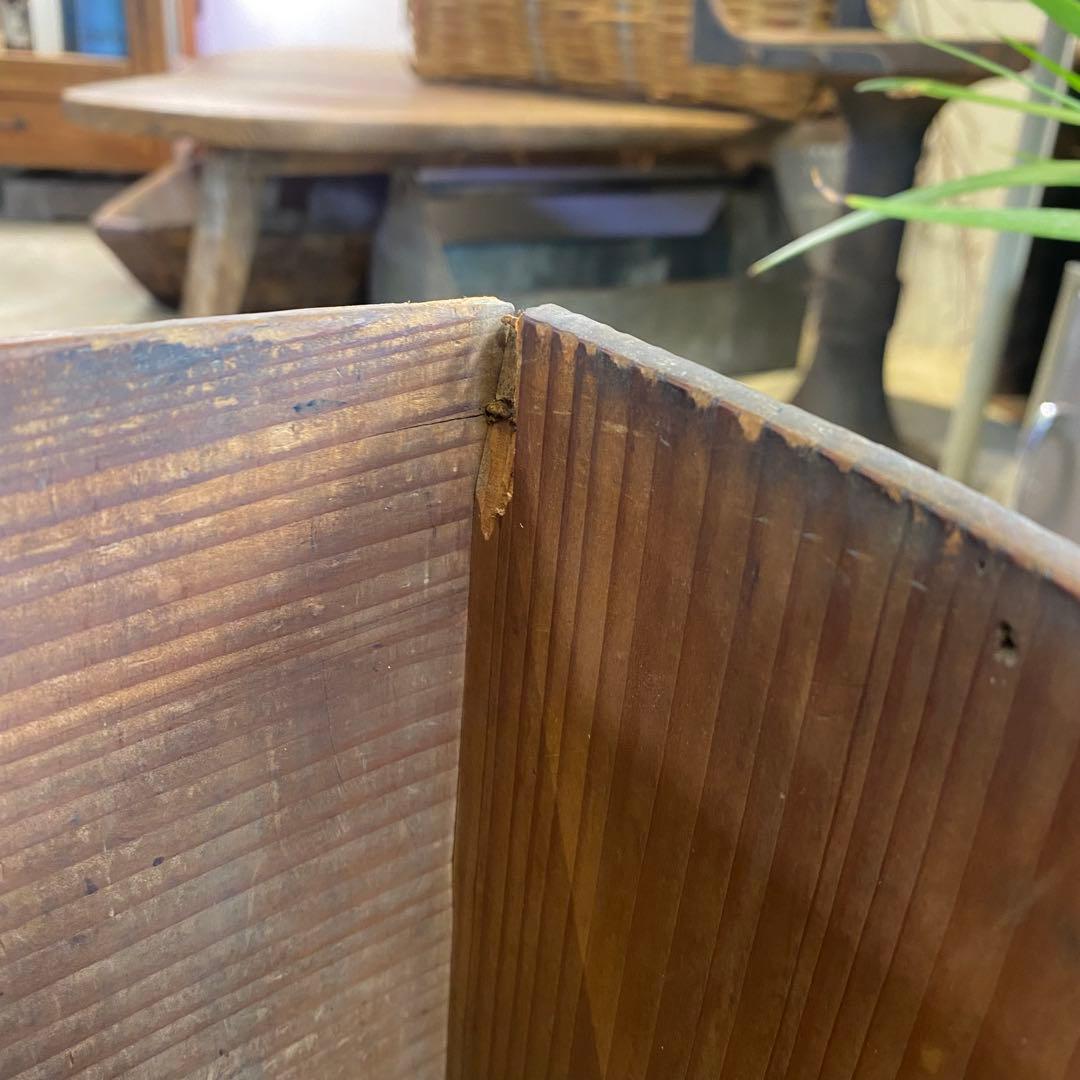 引き出しの付いた古い本立て アンティーク