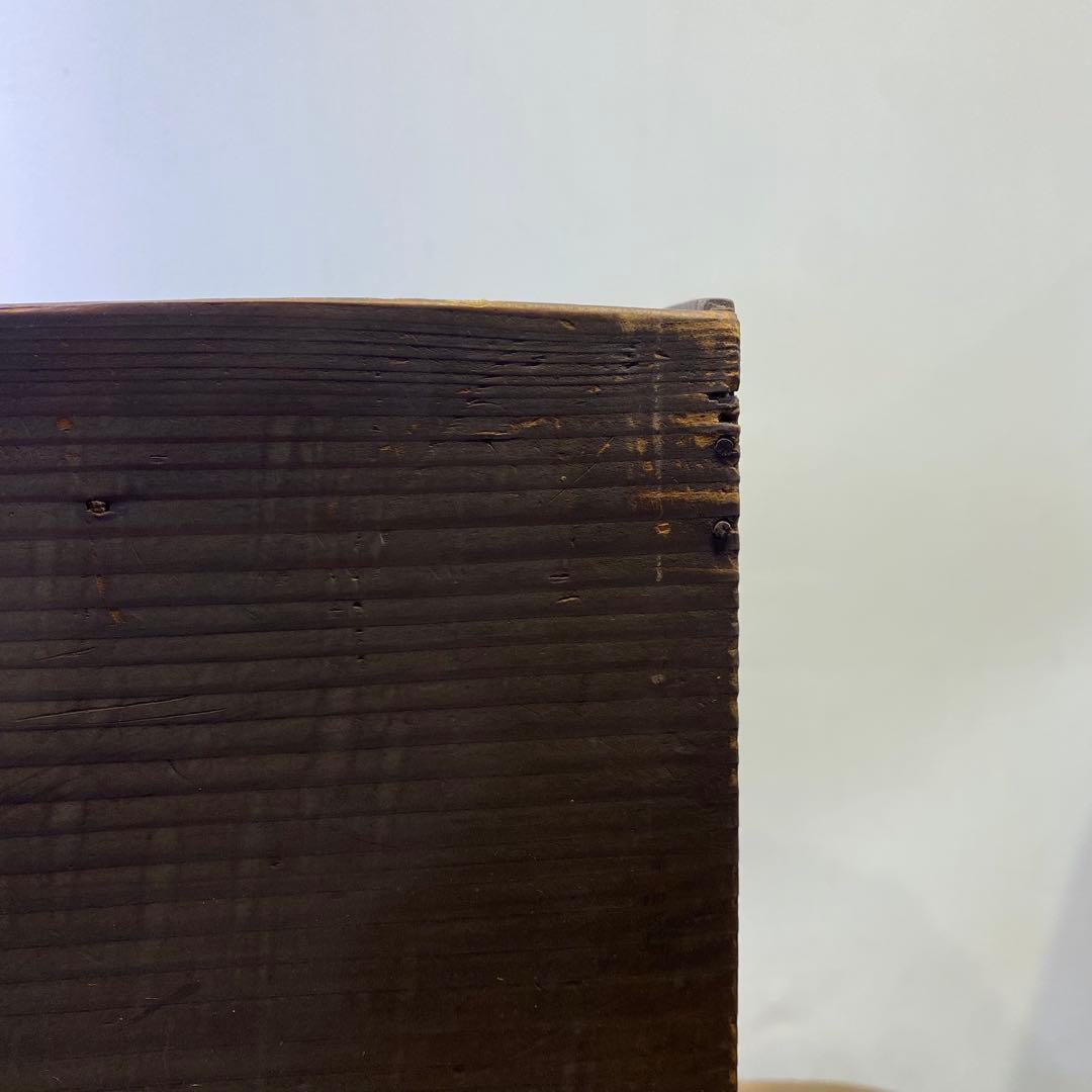 引き出しの付いた古い本立て アンティーク