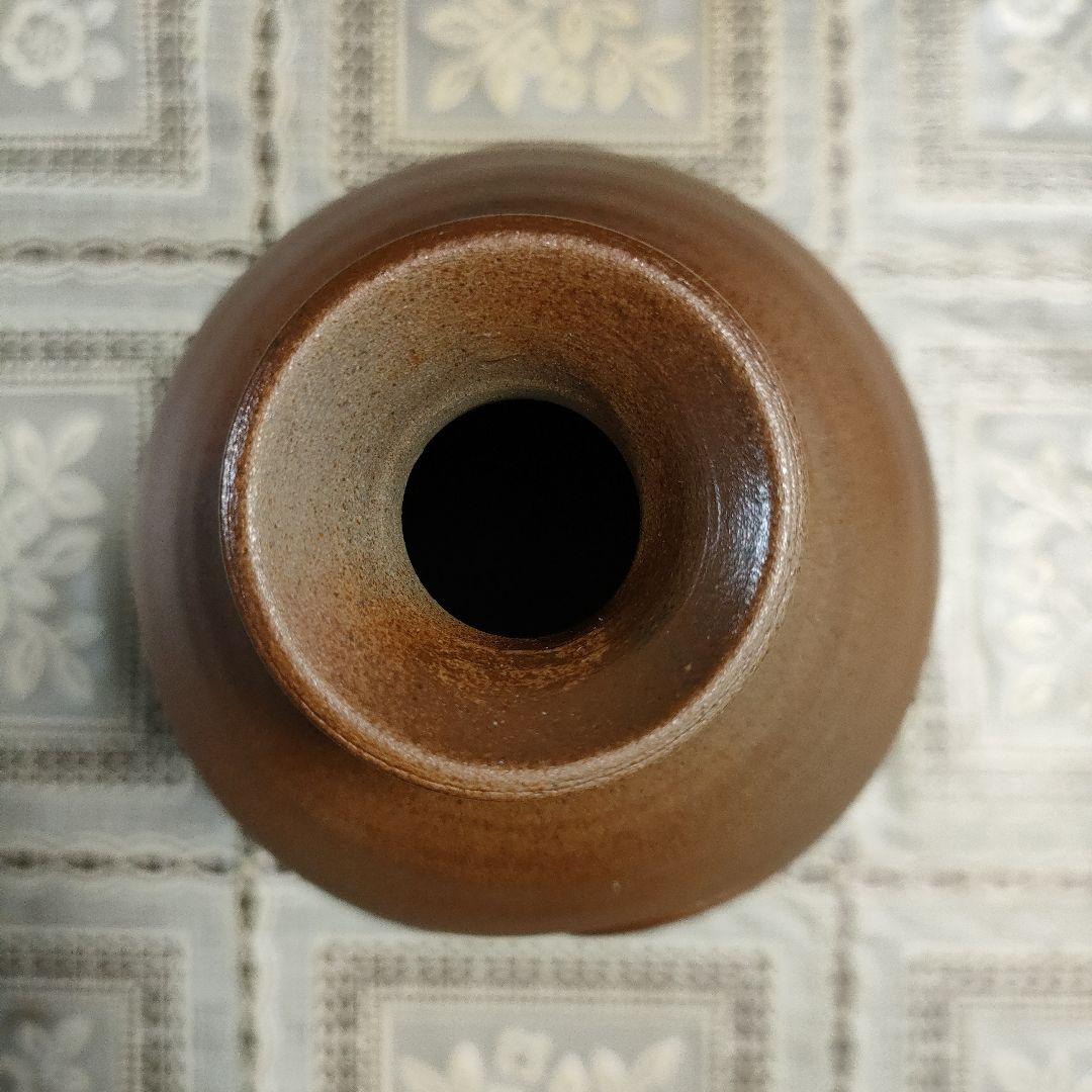 越前たいら窯　第八代藤田重良右衛門造『伝承窯印 +　花入』ウコン布、共箱、栞付