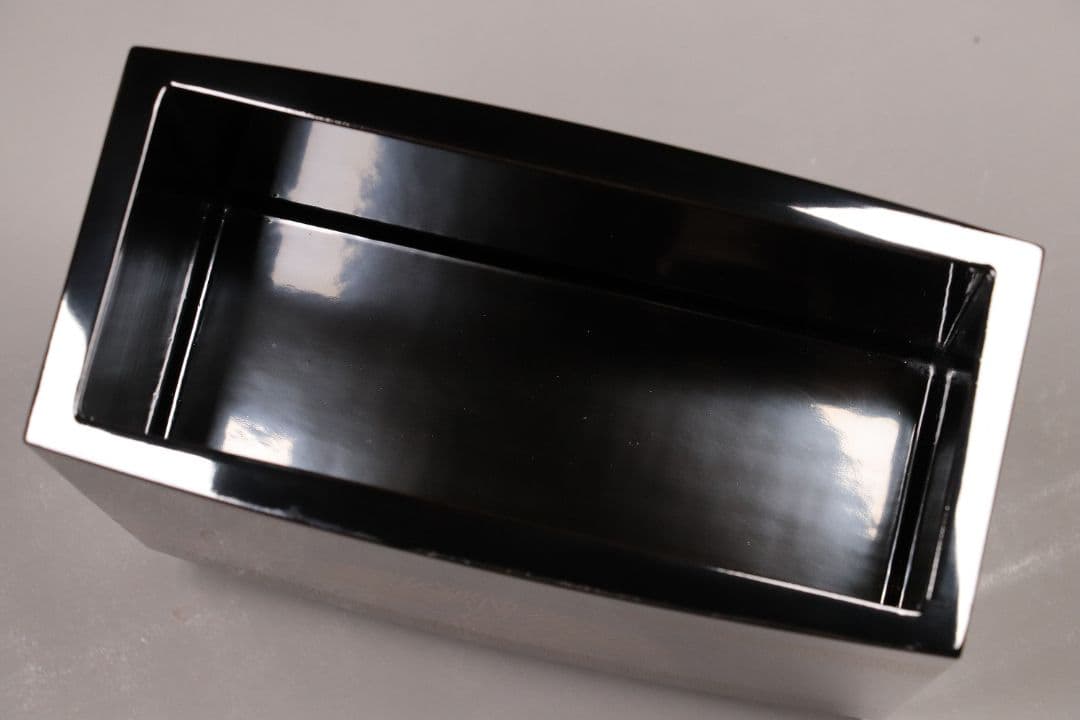 輪島塗名工「井波唯志」海華文 花器 蒔絵 沈金 黒塗 木製漆塗 花入 M971