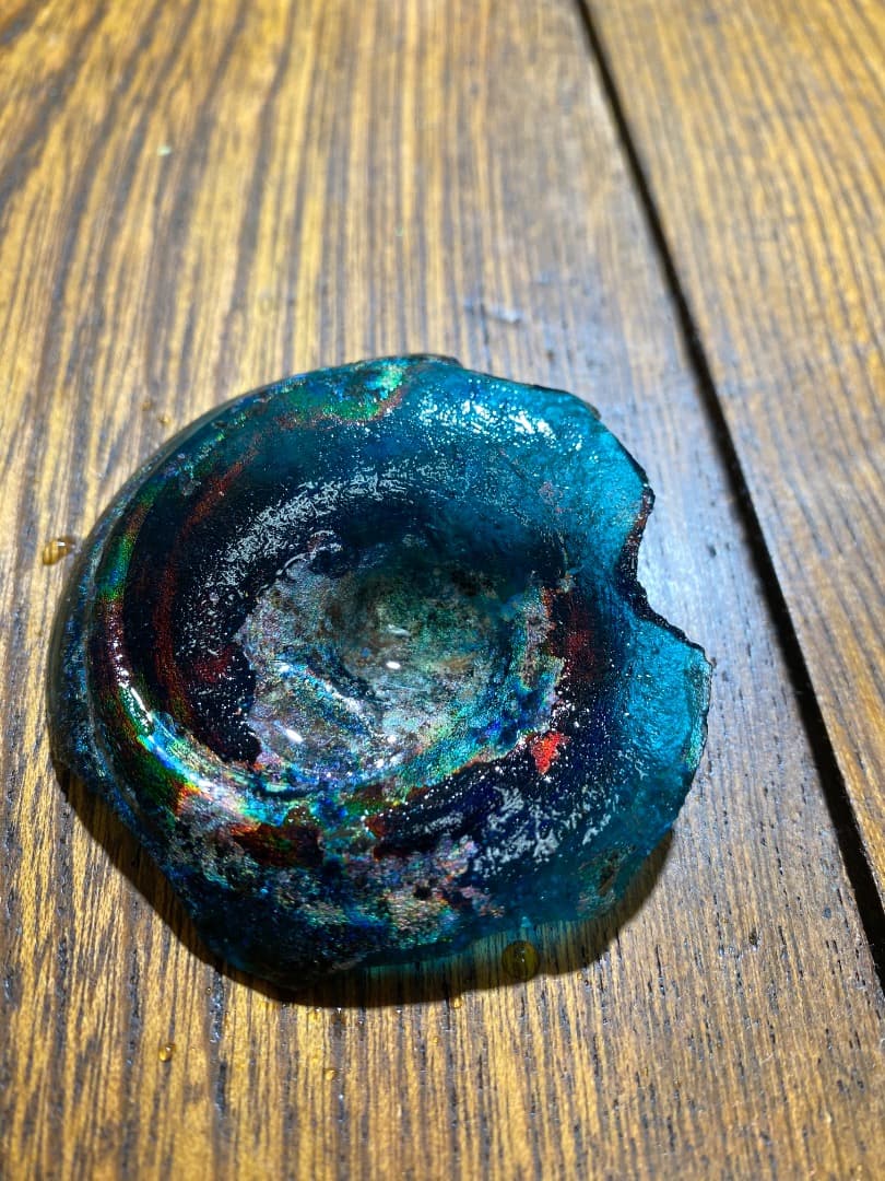 迫力のある銀化のローマングラス破片