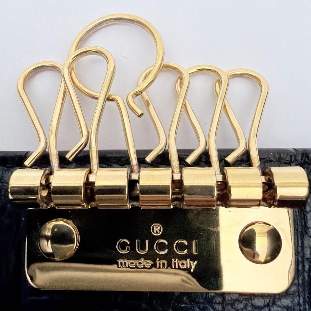 グッチ ダブルG バイカラー キーケース GGマーモント ブラック ベージュ