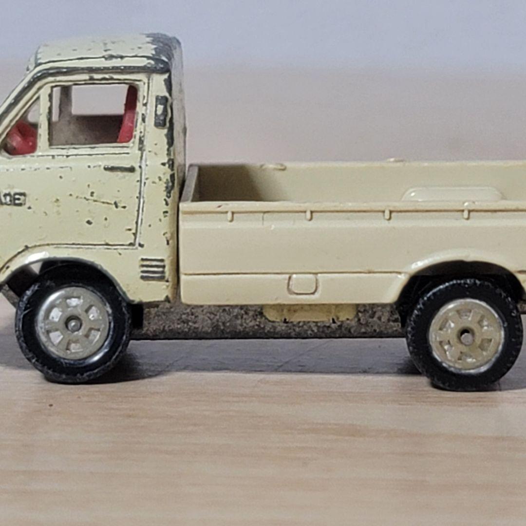 黒箱トミカ トヨタ ハイエース トラック 1Eホイール 日本製 ジャンク品