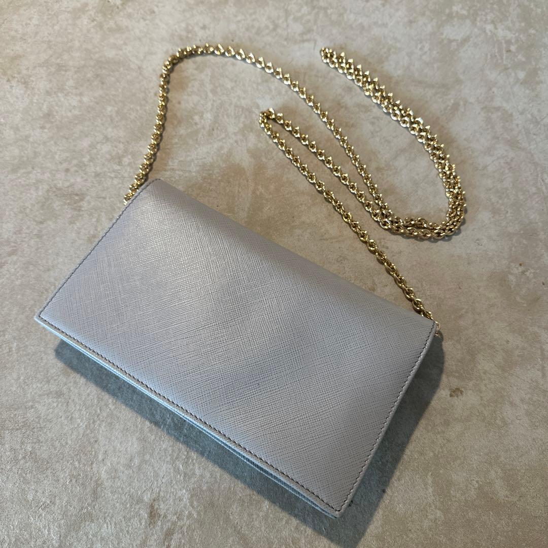 フェラガモ 未使用 グレー パーティーバッグ ウォレット ショルダー 結婚式