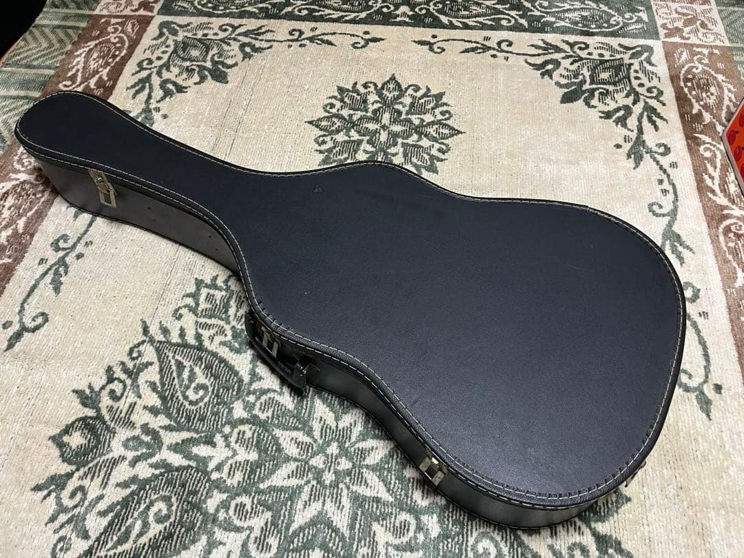 YAMAHA FG110 ヤマハロゴ 赤ラベル ハードケース付き