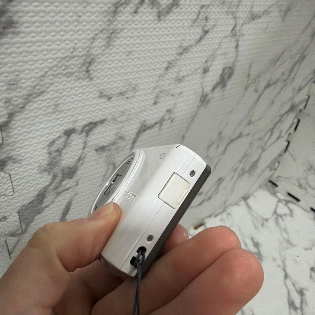 Panasonic DMC-SZ3 ホワイト　デジカメ