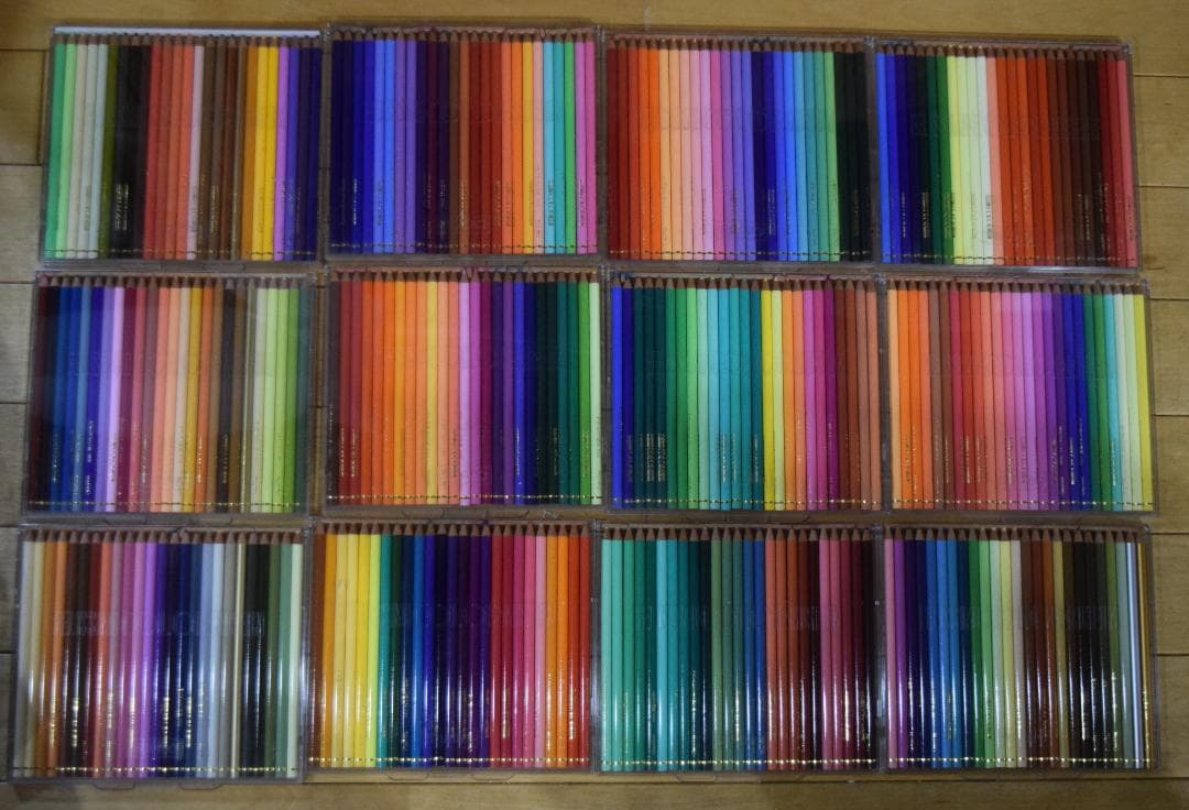 フェリシモ　色鉛筆セット 500色 専用ケース付き