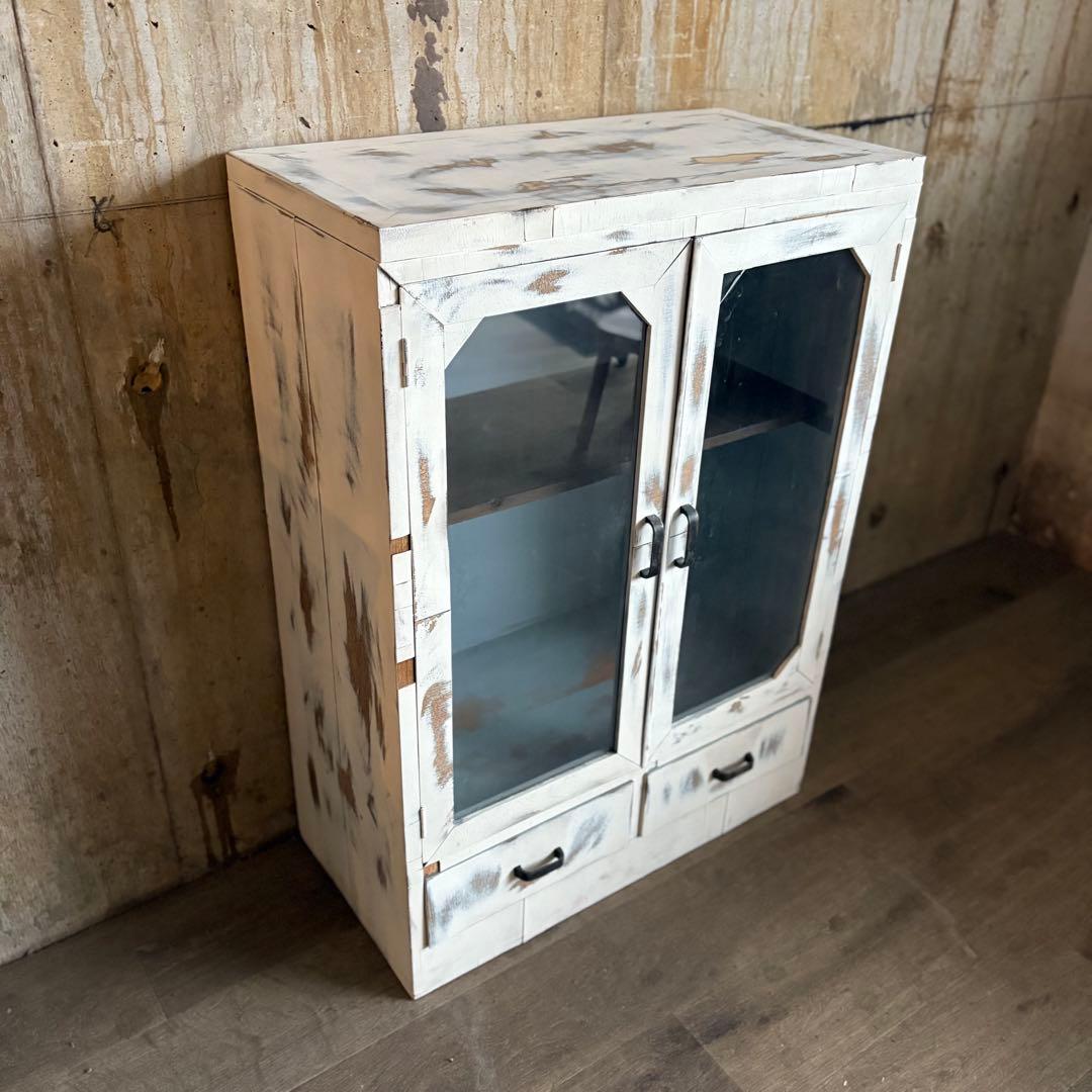 シャビーシック　ヴィンテージ　キャビネット