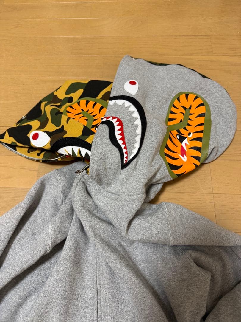 迷彩シャークデザイン ジップアップパーカー