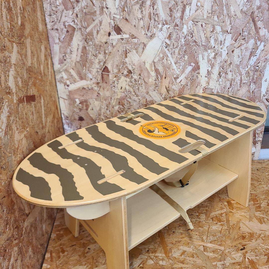 ペレグリンファニチャー アレキサンダーリーチャン SK8 テーブル