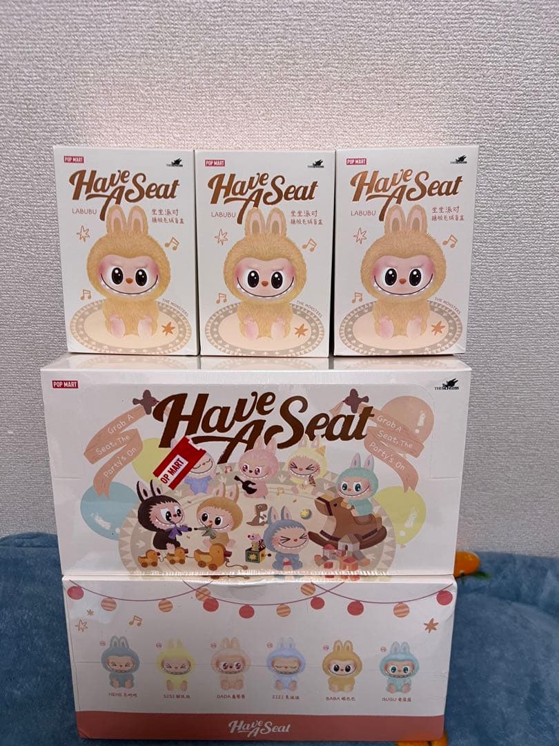 ぬいぐるみ Popmart THE MONSTERS Have a seat Labubu
