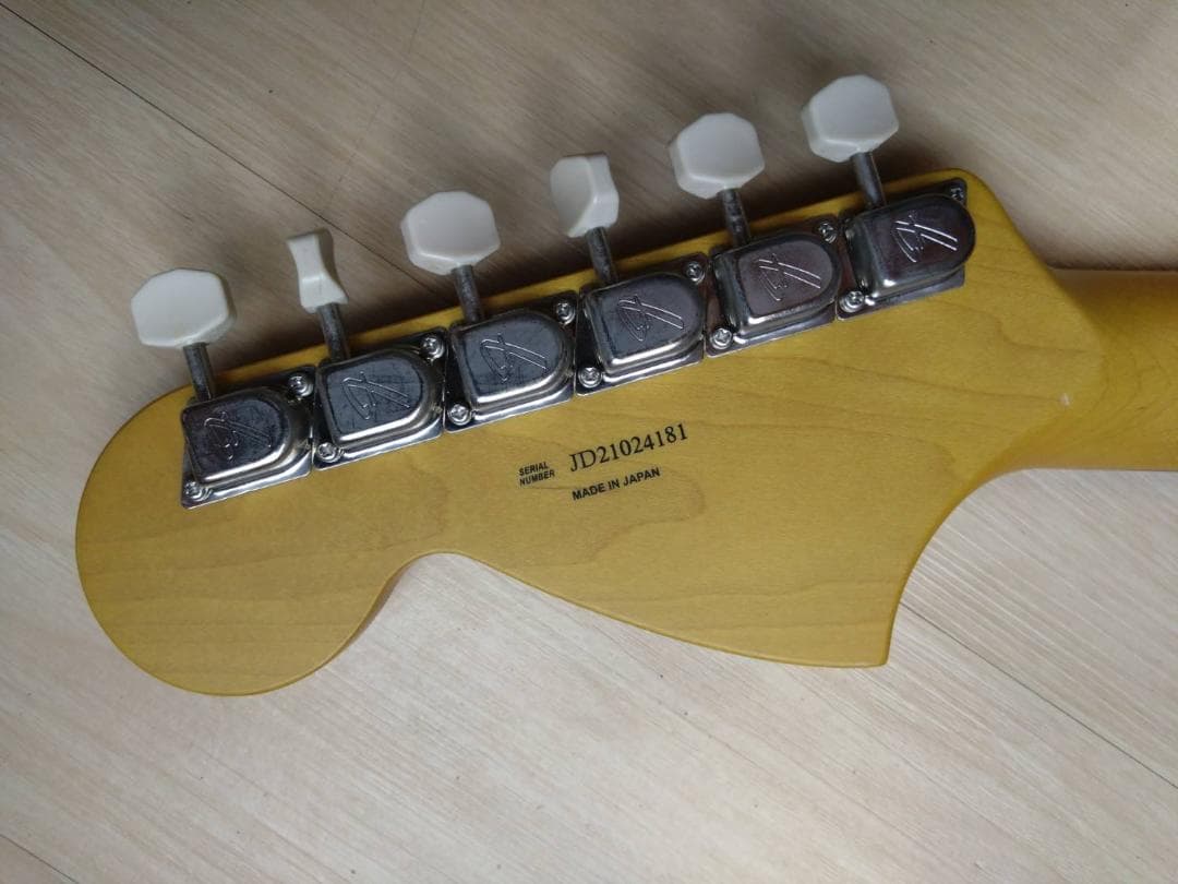 ギター FENDER JAPAN CHAR MUSTANG Olympic White