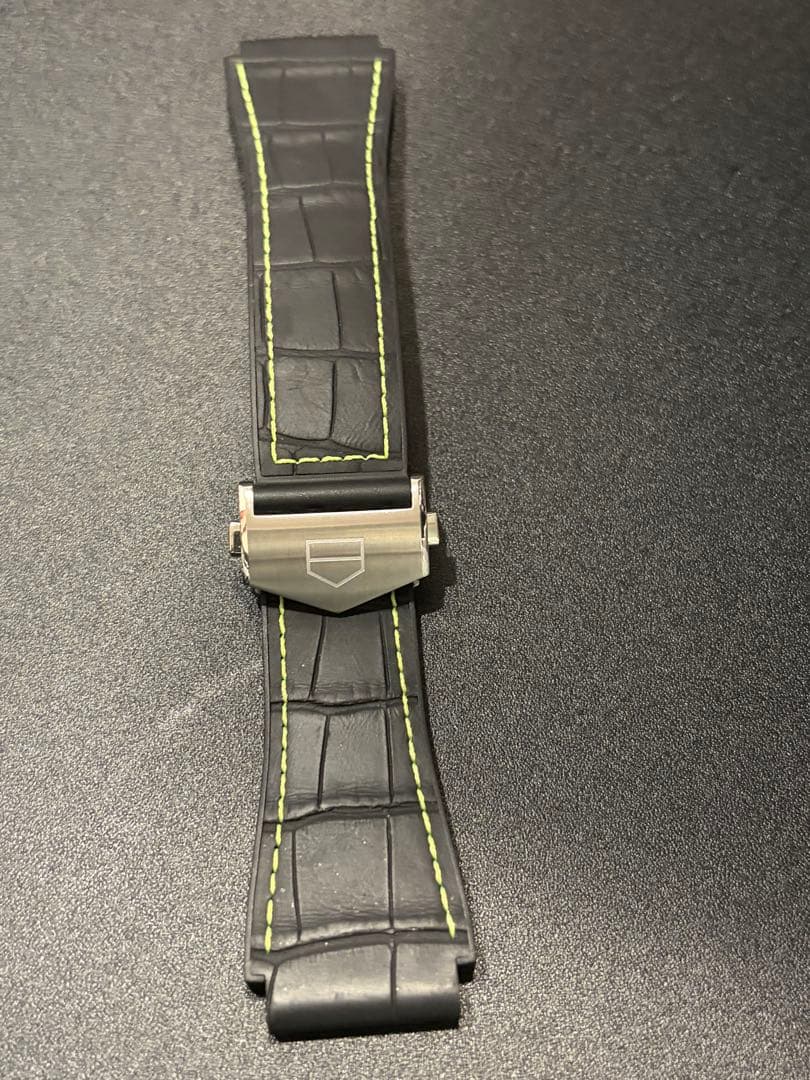 【美品】タグホイヤーコネクテッド 交換用ベルト ラバー×ステッチ