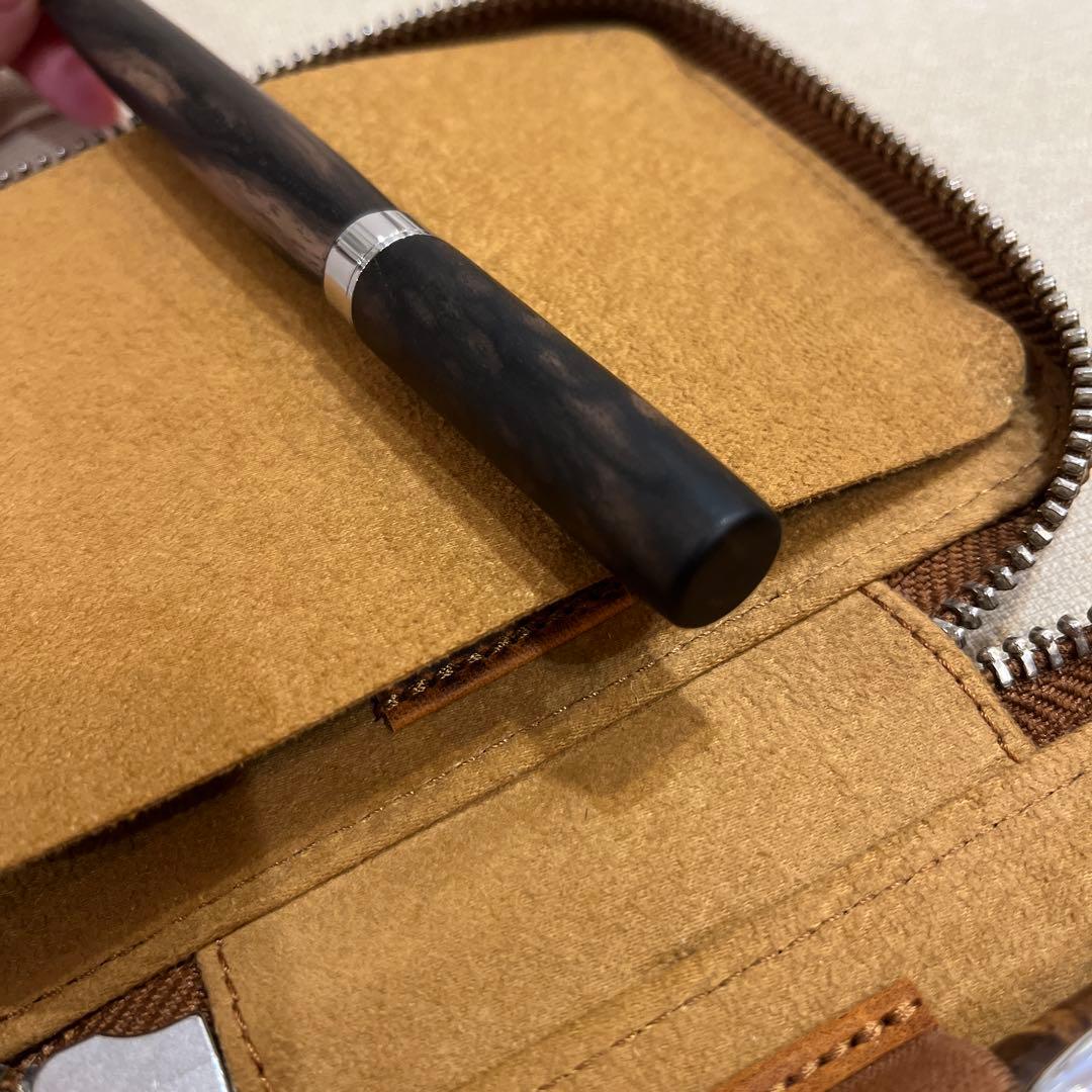 黒柿孔雀杢　極上　万年筆