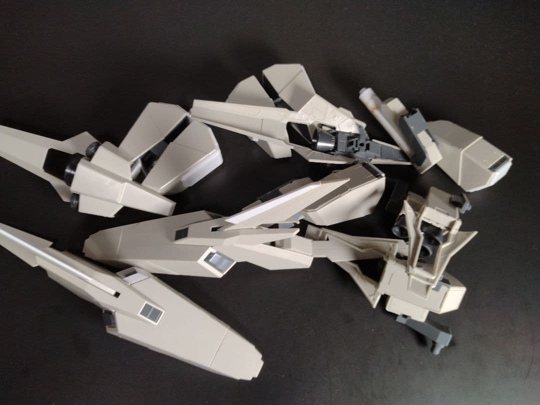 ジャンクプラモ 送料無料 MG リゼルC型 ディフェンサーa＋bユニット GR