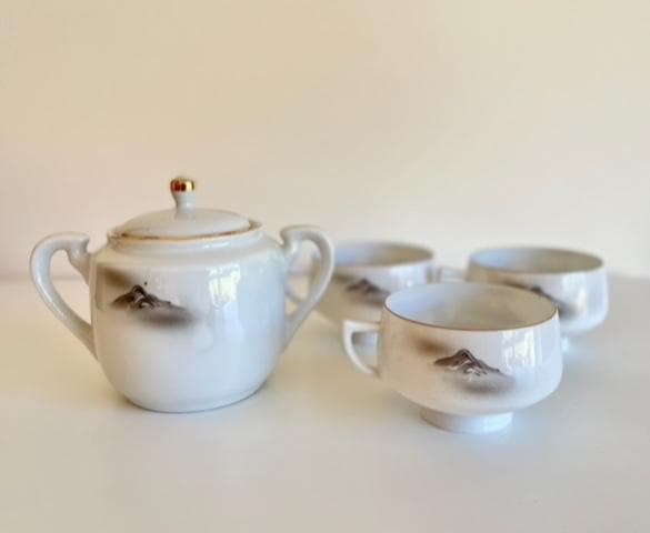 [レア！]　九谷　シュガーポット＆ティーカップ　４点セット