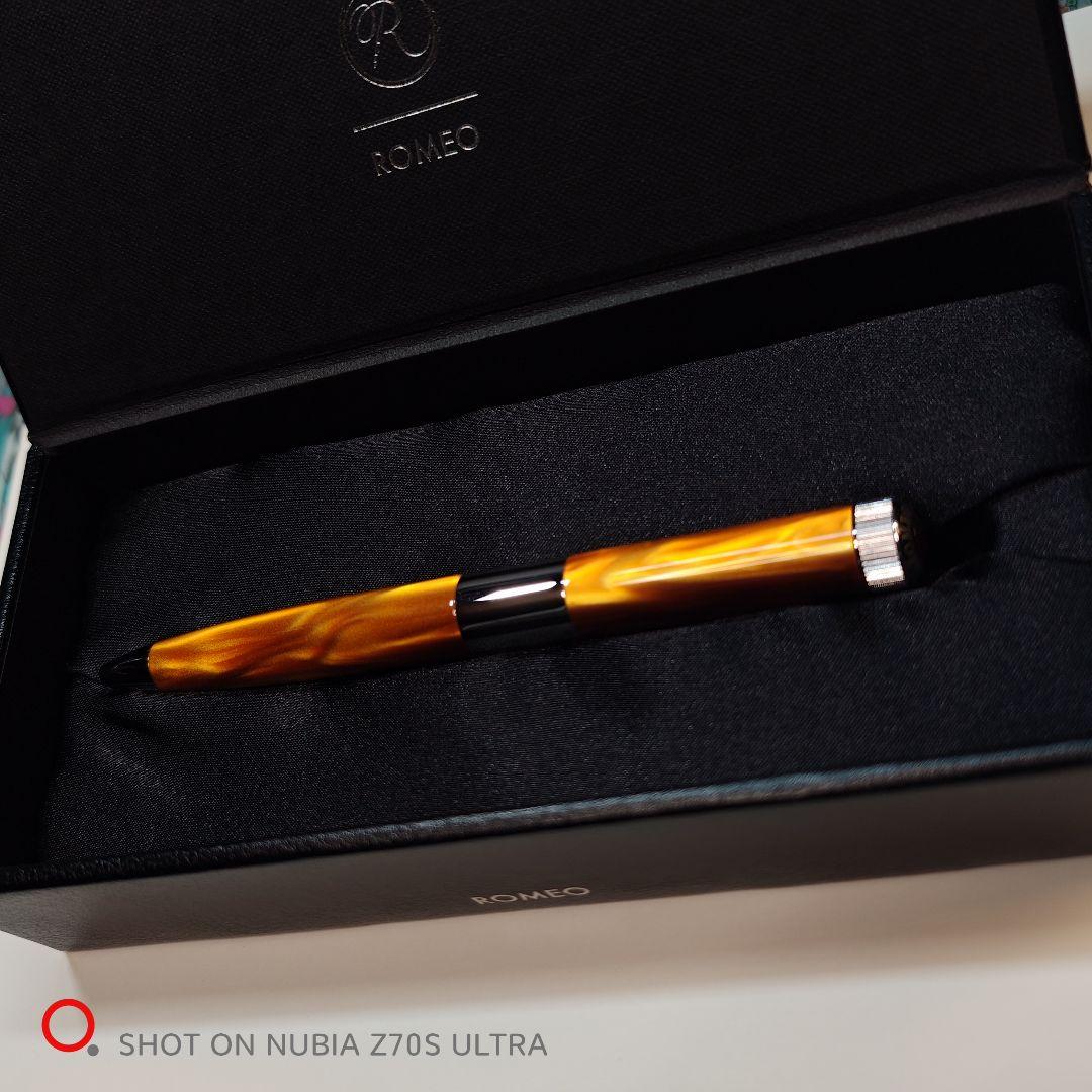 ROMEO ロメオ no.3 イタリアンアンバー 太軸 おまけ付き