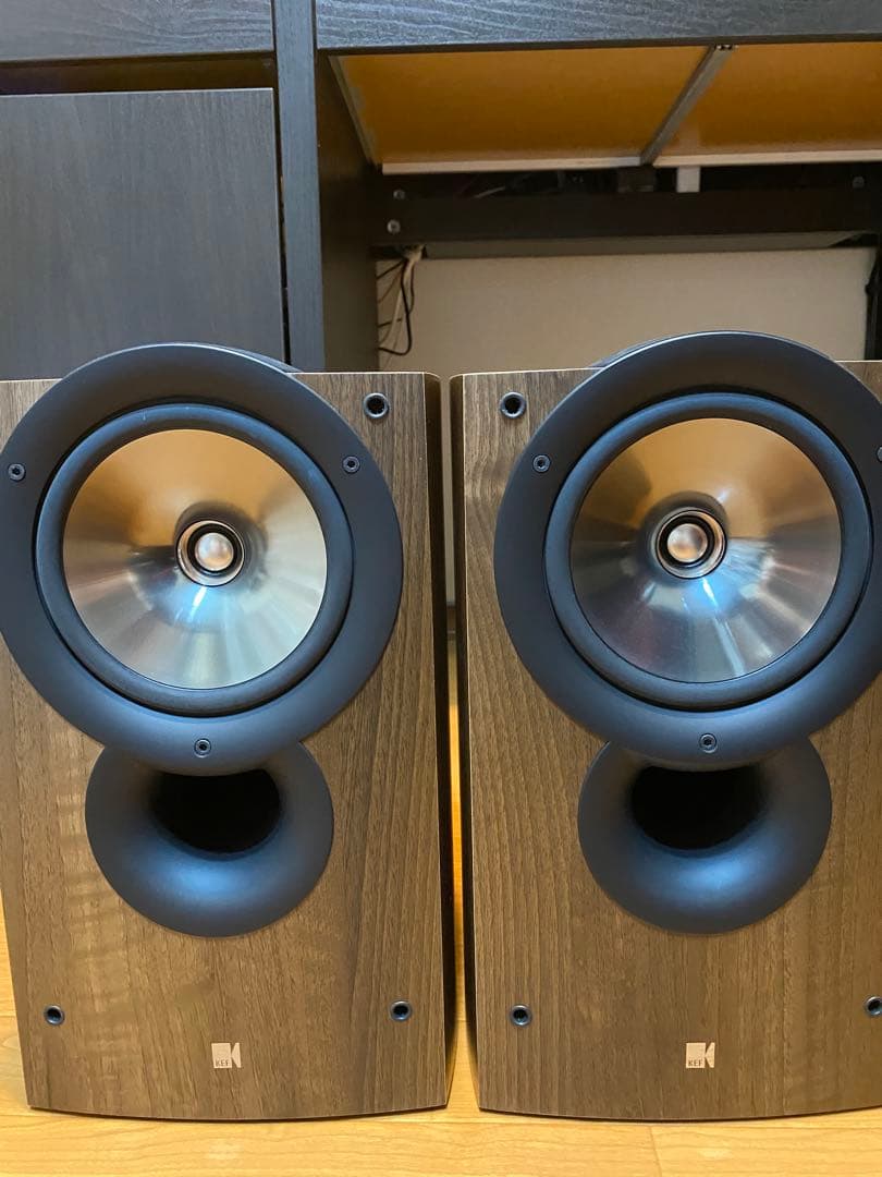 KEF iQ30 Q Seriesスピーカー　＊スピーカースタンド追加可能