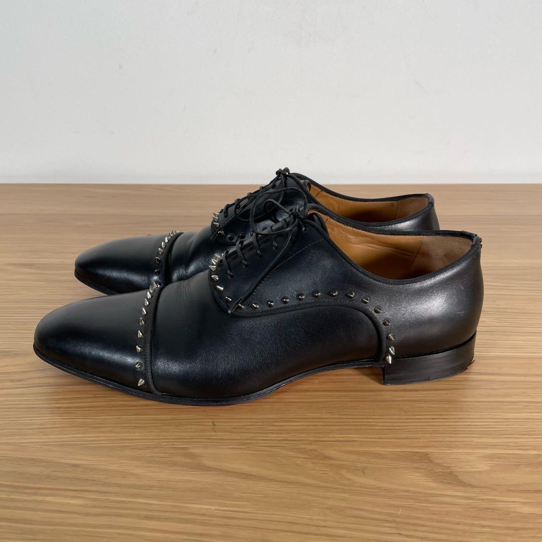 クリスチャンルブタン レザーシューズ ストレートチップ　スタッズ　黒 42.5