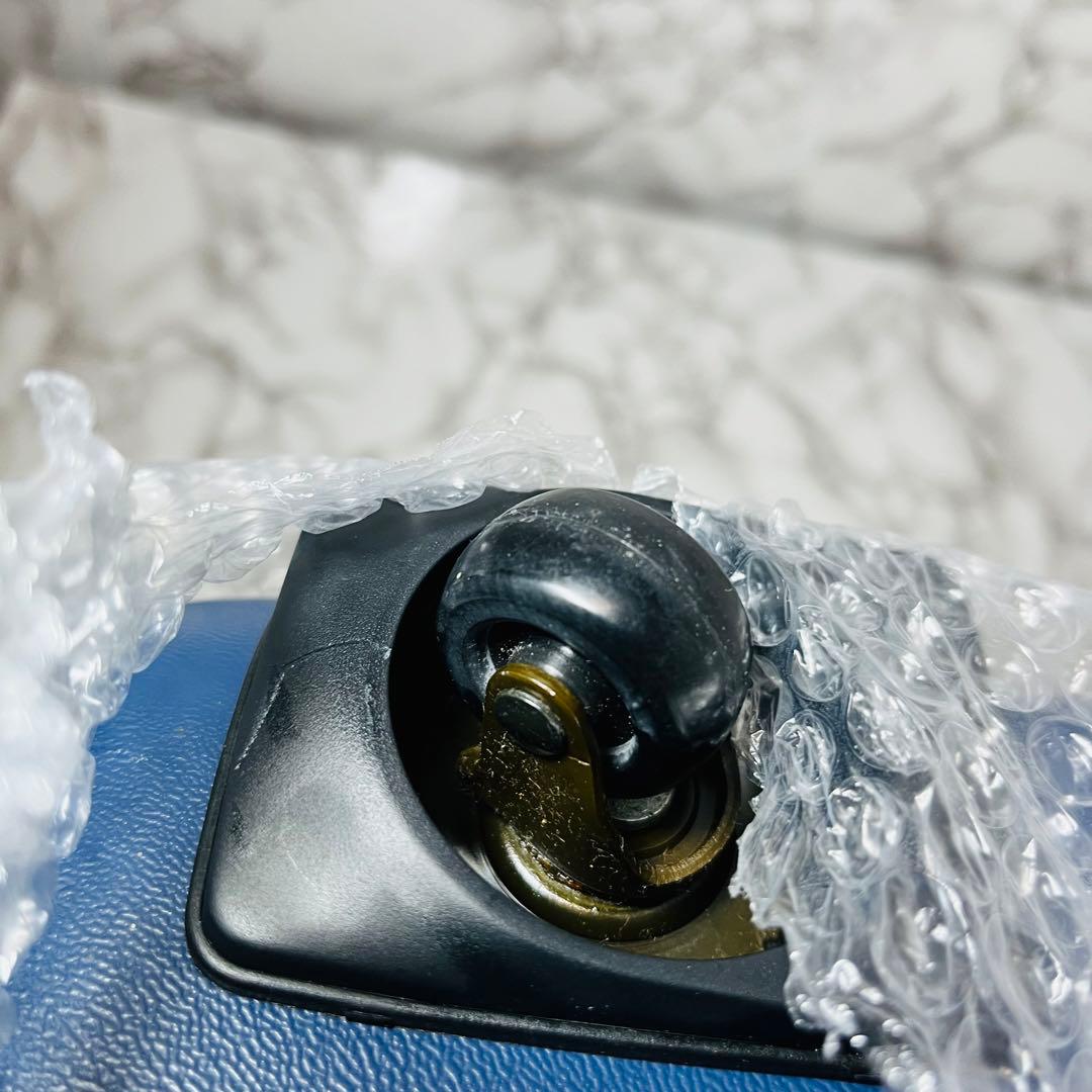 美品　Samsonite　サムナイト　キーロック式　大型スーツケース