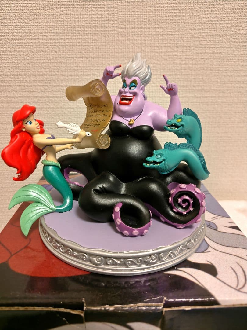 アリエルLEDライトフィギュア　置物