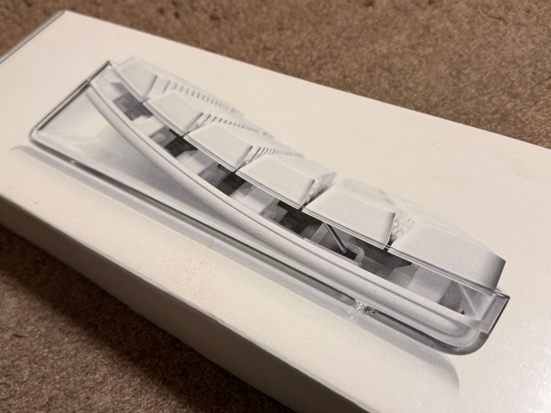 Apple アップル 純正 キーボード M9034J/A ホワイト 新品　未開封