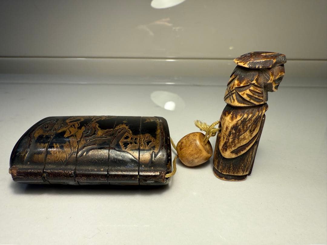 蒔絵 印籠 人物彫刻根付付